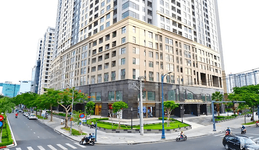 CẬP NHẬT GIÁ BÁN CĂN HỘ SAIGON ROYAL MỚI NHẤT THÁNG 5/2025 14 Saigon Royal có vị trí đắc địa