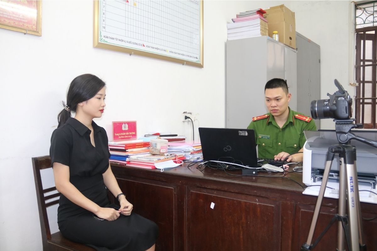 Hướng dẫn quy trình làm căn cước công dân cho Việt Kiều 13 Đến trực tiếp cơ quan Công an nơi cư trú để được hướng dẫn