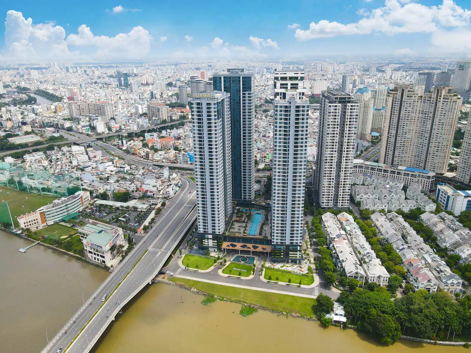 Sunwah Pearl Bình Thạnh được quy hoạch trên tổng diện tích đất gần 20.000m², bao gồm 3 tòa tháp chính