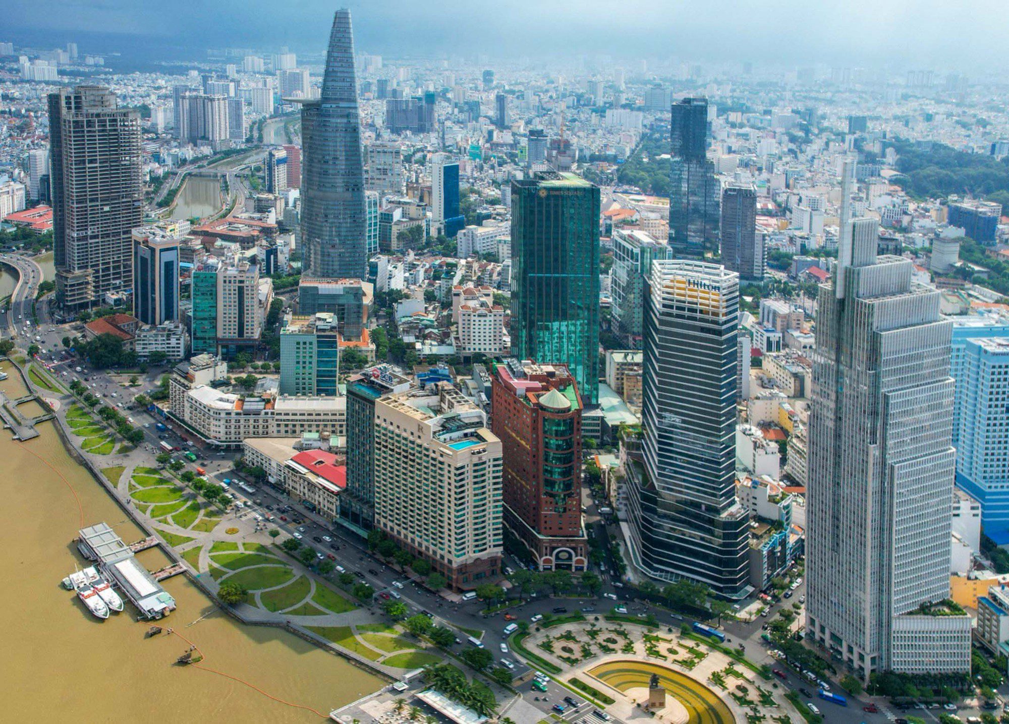 QUẬN 4 SAU SÁP NHẬP 1/7/2025 CẦN LƯU Ý GÌ? 16 Quận 4 sau sáp nhập không chỉ thay đổi về hành chính mà còn mở ra cánh cửa lớn cho sự phát triển kinh tế và hạ tầng đô thị.
