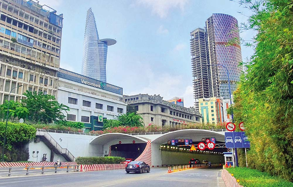 DIỆN TÍCH DÂN SỐ TP HCM SAU KHI SÁP NHẬP 1/7/2025 15 Cơ hội và thách thức của TP HCM sau khi sáp nhập
