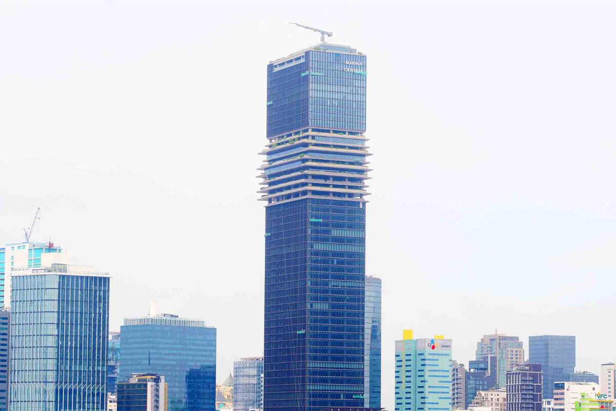 Cận cảnh tòa nhà chọc trời 55 tầng Saigon Marina International khai trương 11 Một trong ba toà tháp cao nhất Việt Nam