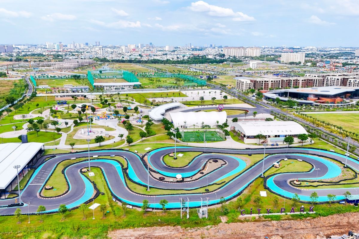 Đường đua nội khu