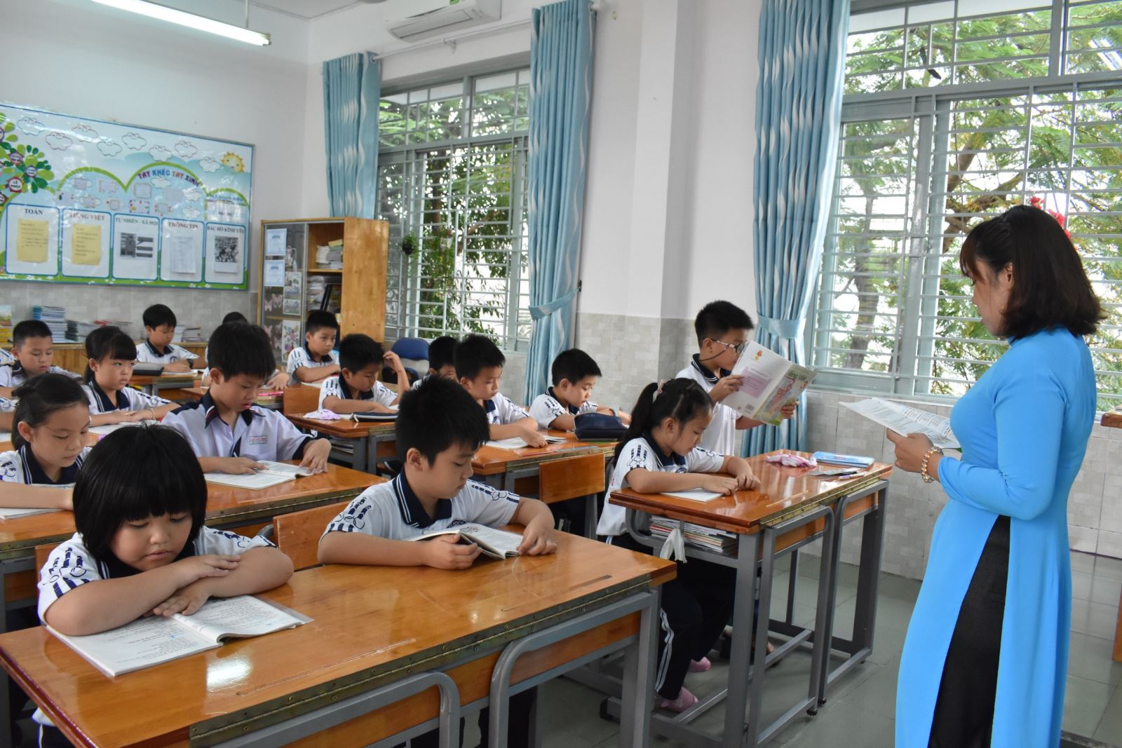 DANH SÁCH CÁC TRƯỜNG MẦM NON, TIỂU HỌC, THCS, THPT TẠI QUẬN 4 (CŨ) 17 Tác động của việc sáp nhập đến phụ huynh và học sinh