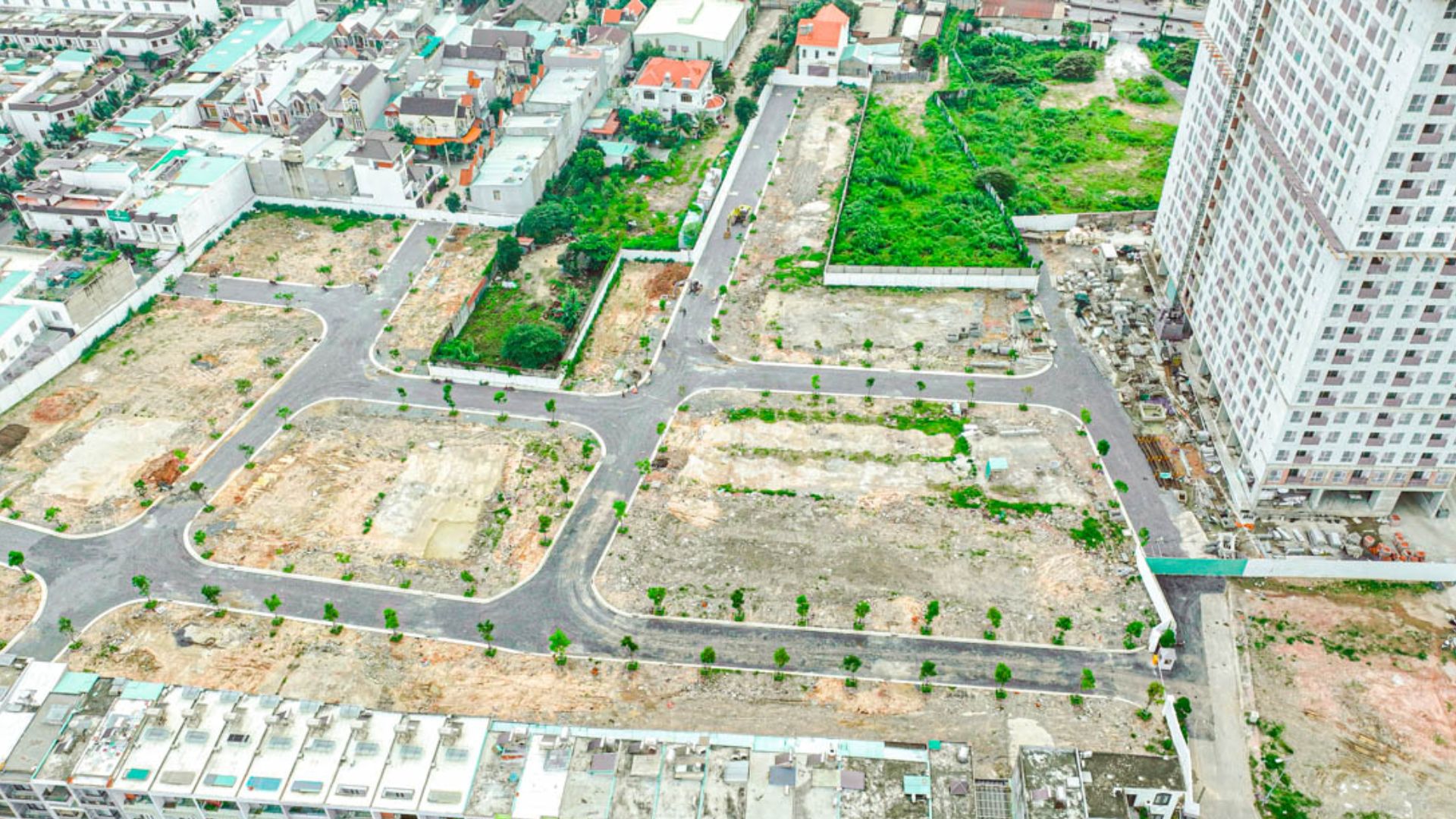 TOÀN BỘ THÔNG TIN DỰ ÁN BCONS CITY DĨ AN 15 Dự án BCONS City Dĩ An trong những năm gần đây nổi bật giữa bức tranh bất động sản Bình Dương đang ngày càng khởi sắc nhờ hạ tầng hoàn thiện và dòng vốn đầu tư lớn đổ về.