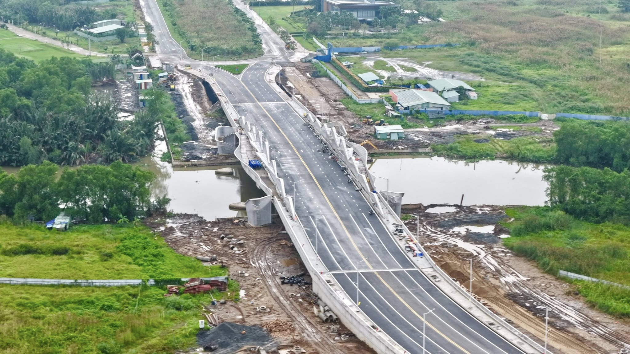 CẬP NHẬT CẦU LIÊN PHƯỜNG VÀ TIẾN ĐỘ DỰ ÁN GLOBAL CITY 26 Tiến độ và hiện trạng của hạng mục cầu Liên Phường