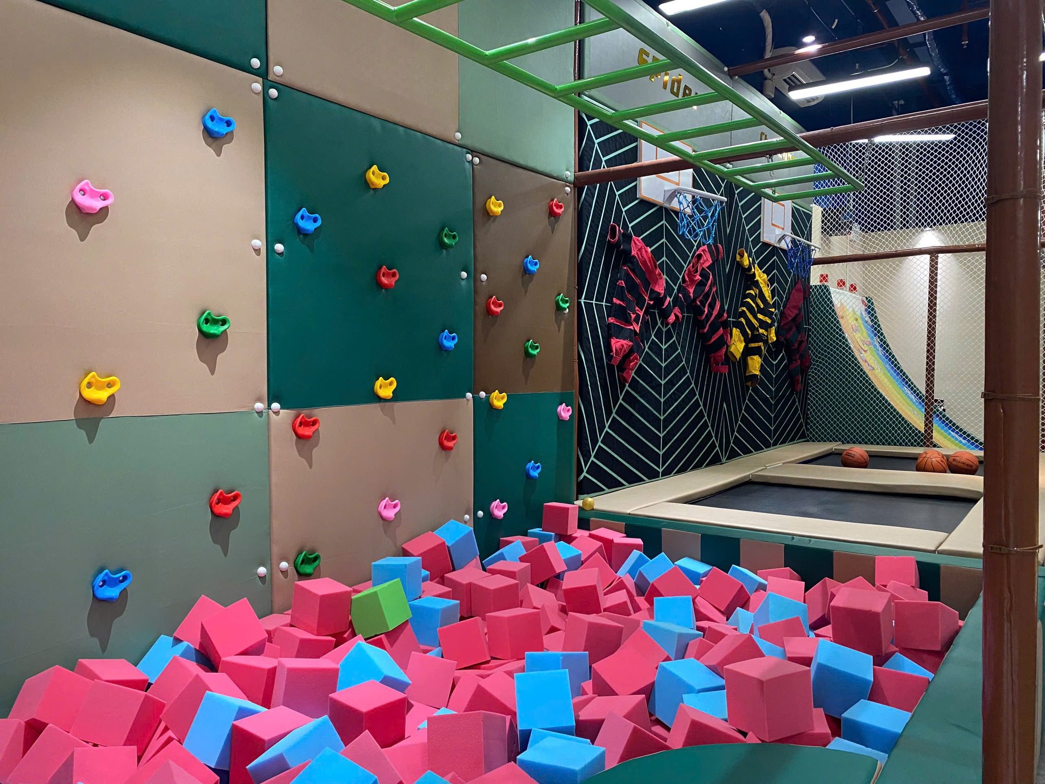 476155445 1301626414376296 9122372951307490238 n