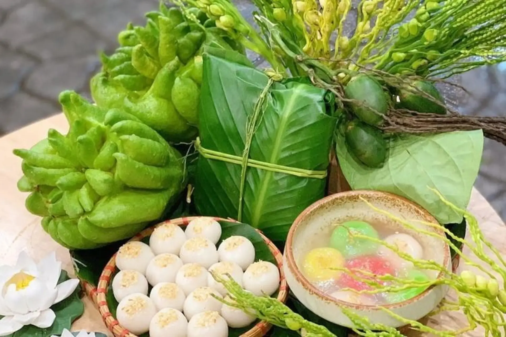 Phân biệt rõ ràng giữa Tiết Thanh Minh và Tết Hàn Thực