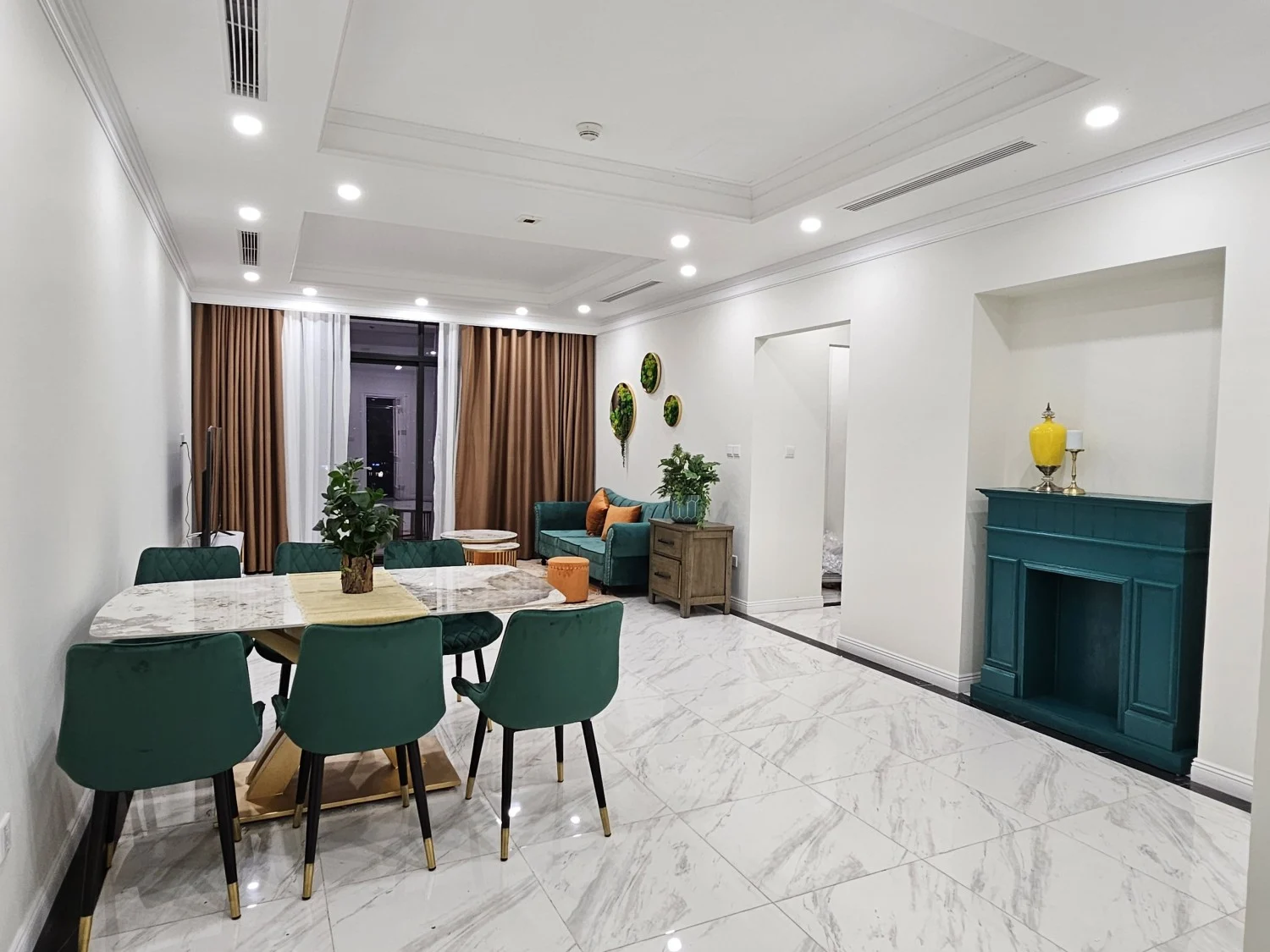 Các căn hộ tại Hà Đô Centrosa Garden được thiết kế theo định hướng hiện đại, chú trọng đến công năng sử dụng và trải nghiệm sinh hoạt thực tế của cư dân