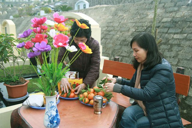 Về lễ vật cúng Thanh Minh, quan niệm hiện đại đề cao sự giản dị và thành tâm hơn là hình thức phô trương.