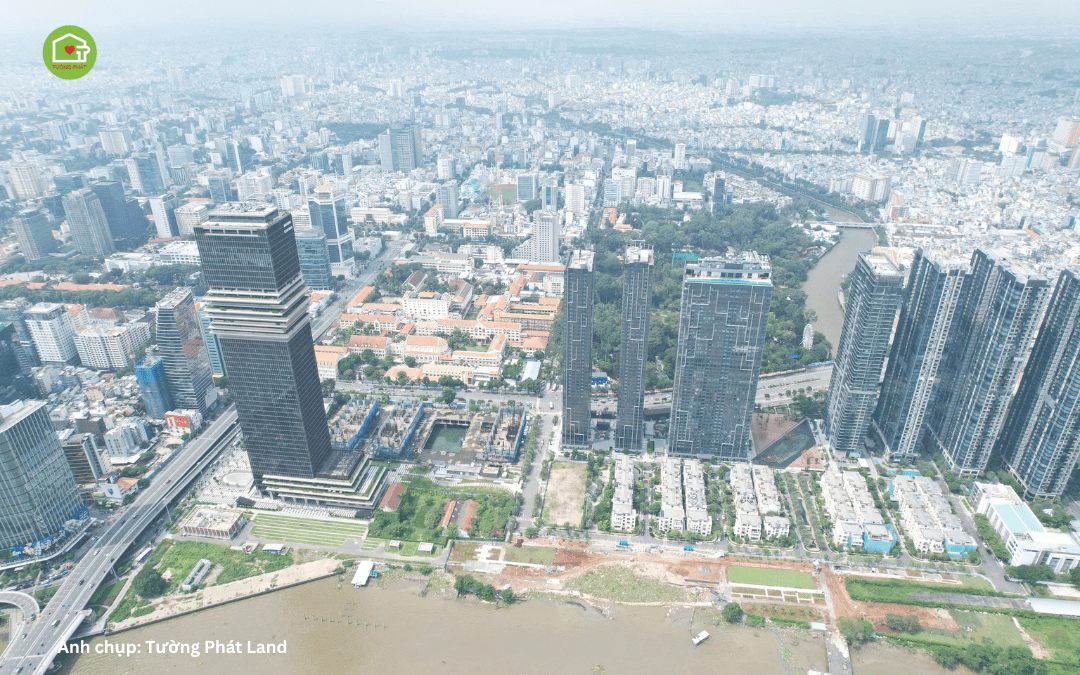 Dự án tọa lạc tại số 2 Tôn Đức Thắng, phường Bến Nghé, Quận 1