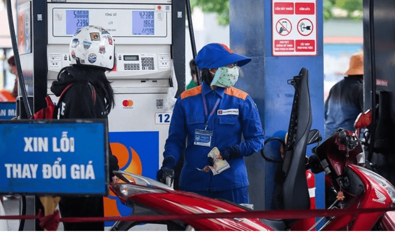 Giá xăng tăng mạnh – Giá nhà đất có tăng không? 