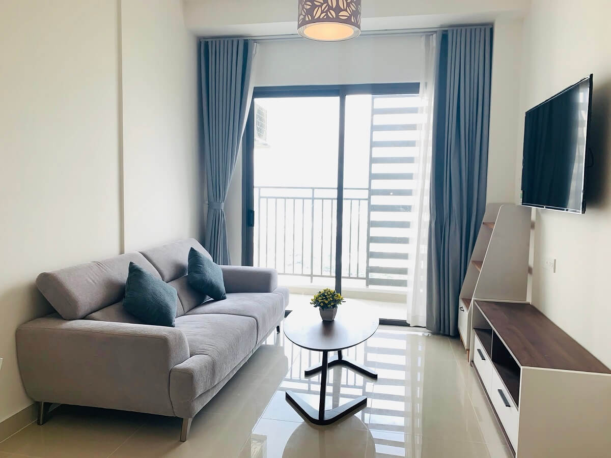 Người mua cần yêu cầu chủ đầu tư cung cấp đầy đủ các giấy tờ pháp lý như giấy phép xây dựng, quyết định giao đất và đặc biệt là văn bản xác nhận đủ điều kiện bán nhà hình thành trong tương lai.