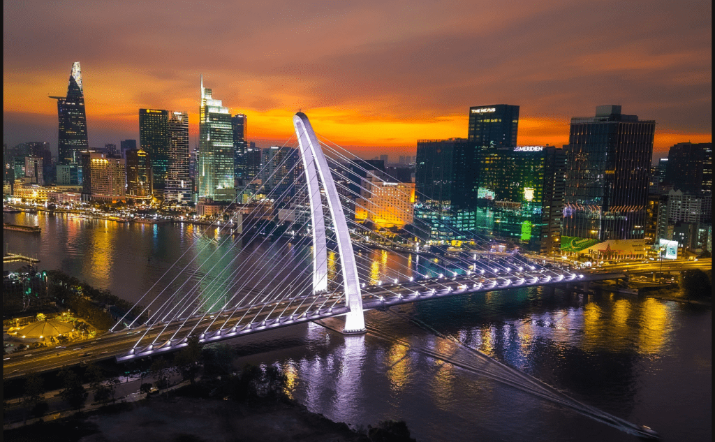 dai-quang-minh-de-xuat-xay-cau-thu-thiem-4