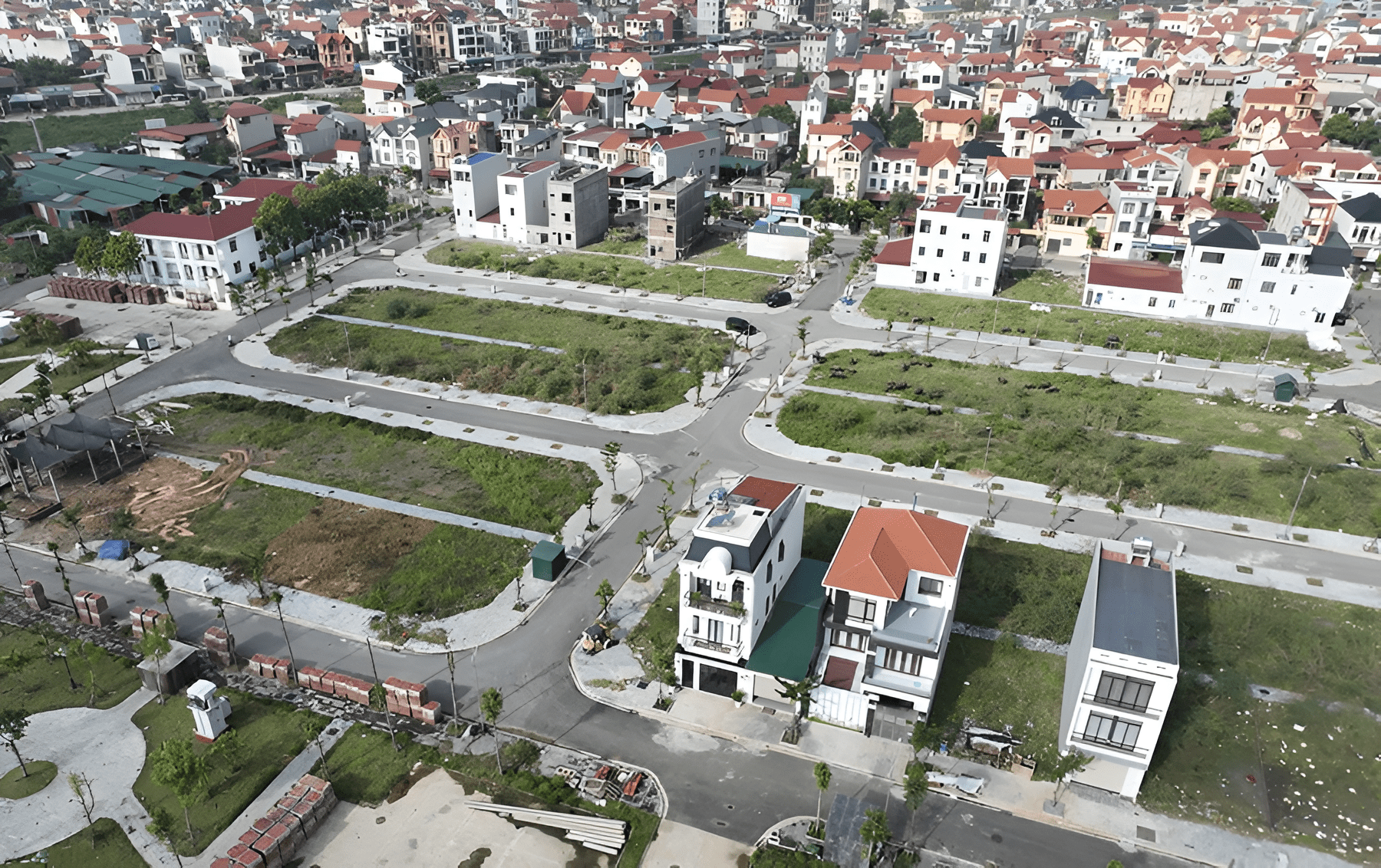 Pháp lý bất động sản 2026: 3 điều bắt buộc phải kiểm tra trước khi mua