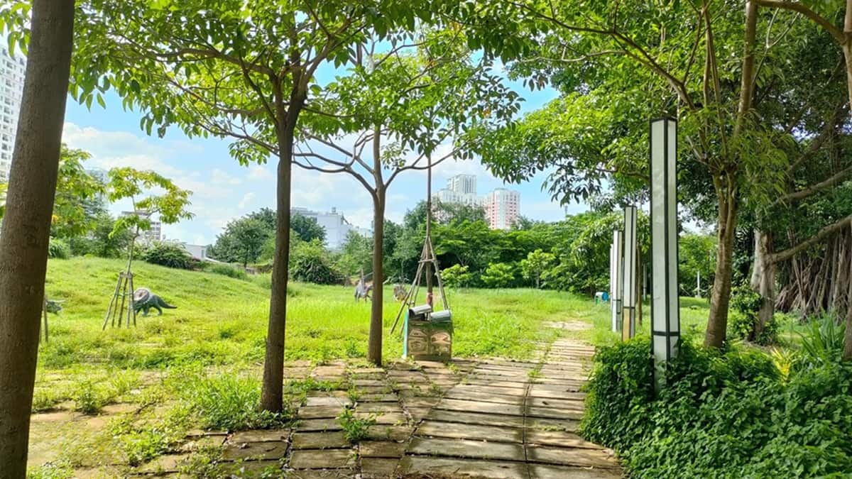 SỐNG TẠI QUẬN 4 CÓ GÌ HẤP DẪN? MỘT NGÀY TRẢI NGHIỆM KHU BẾN VÂN ĐỒN 31 Công viên Khánh Hội – "lá phổi xanh" quy mô lớn của Quận 4